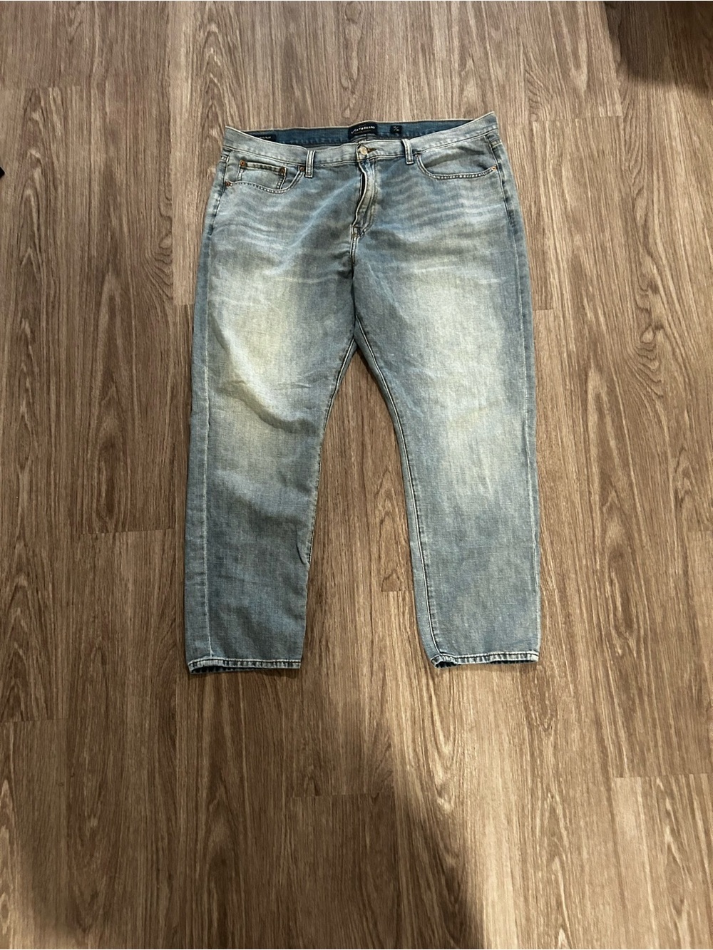 Lucky Brand 410 Athletic Slim Light Blue Relaxed Men’s Jeans sz 42/30